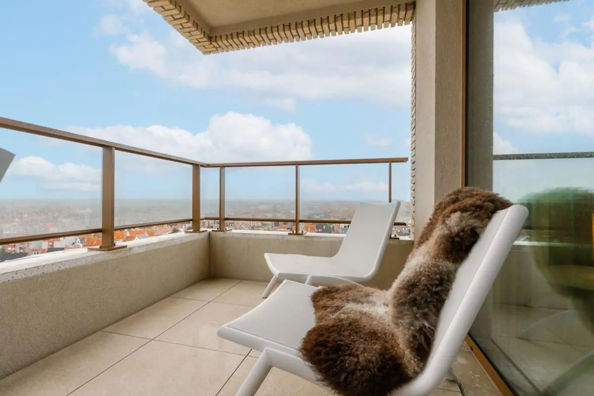 Huswell - Apartment With Fantastic View, Terrace And Parking 奥斯滕德