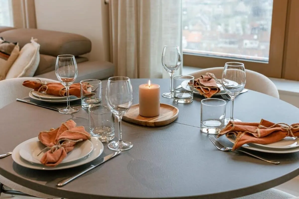 Huswell - Apartment With Fantastic View, Terrace And Parking 奥斯滕德